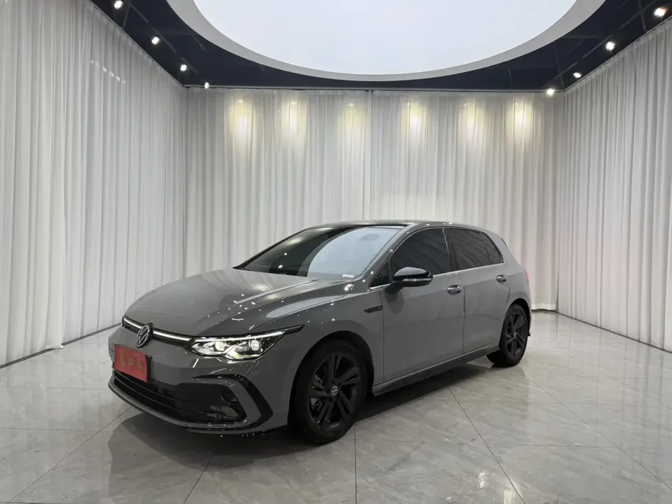 Volkswagen Golf golf 2023 280TSI DSG R-Line Lite 2022 — photo 1, buy with delivery to Moscow