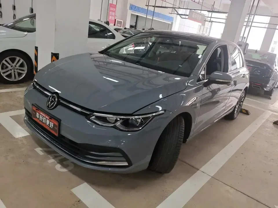 Volkswagen Golf golf 2023 280TSI DSG Pro facelift 2024 — photo 1, buy with delivery to Moscow