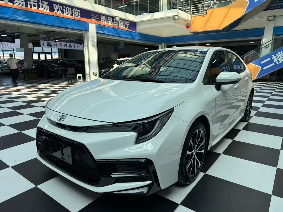 Toyota Levin Lei Ling 2021 185T CVT Sports Edition 2022 — photo 1, buy with delivery to Moscow