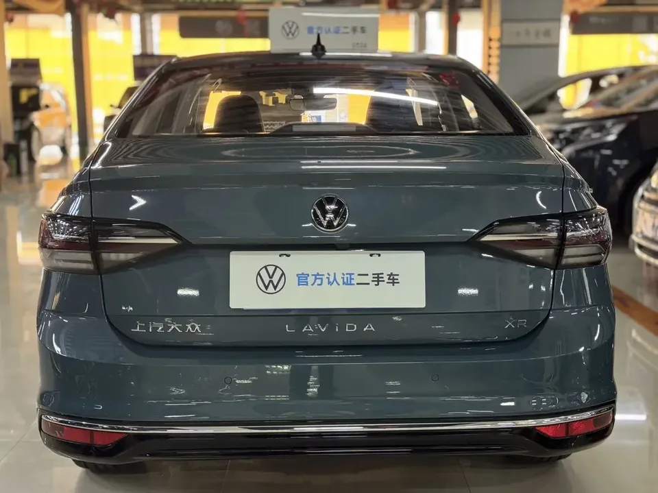 Volkswagen Lavida Lavida 2023 New 1.5L Automatic New Edition 2023 — thumbnail 2