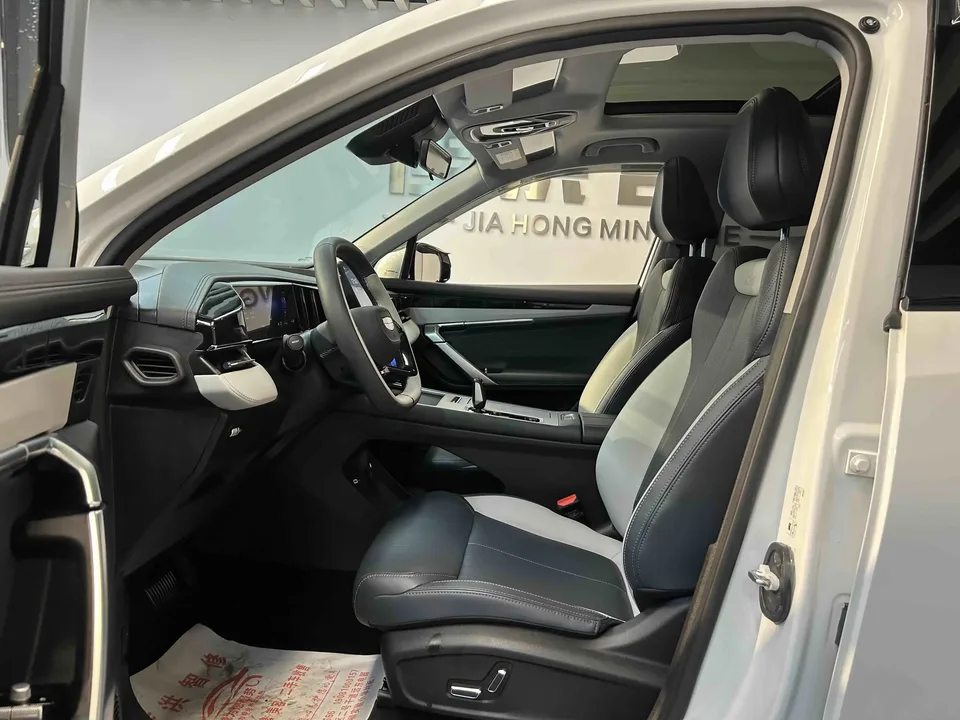 Geely Atlas L Boyue L 2024 1.5TD DCT Longteng Edition 2025 — thumbnail 3