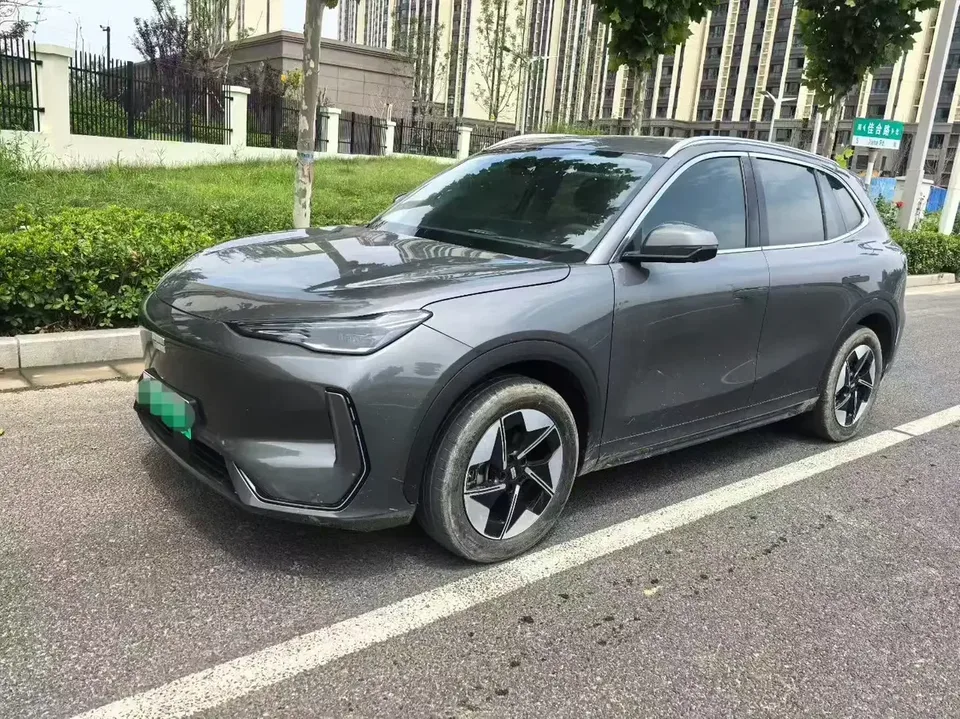 Geely Galaxy E5 Galaxy E5 2024 530km Exploration+ 2025 — photo 1, buy with delivery to Moscow