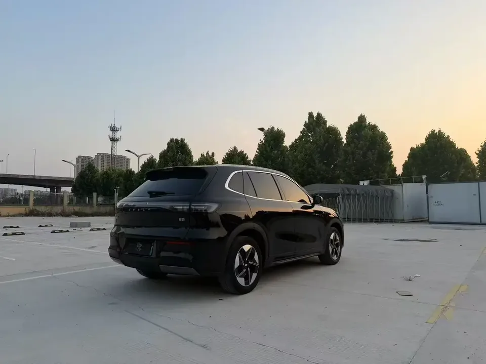 Geely Galaxy E5 Galaxy E5 2024 530km Exploration+ 2024 — thumbnail 2