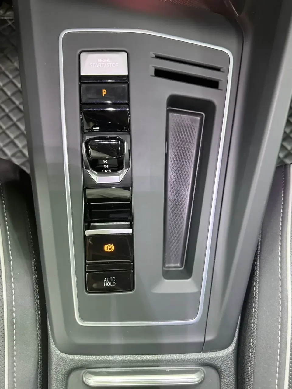 Volkswagen Golf golf 2022 280TSI DSG R-Line 2022 — thumbnail 3