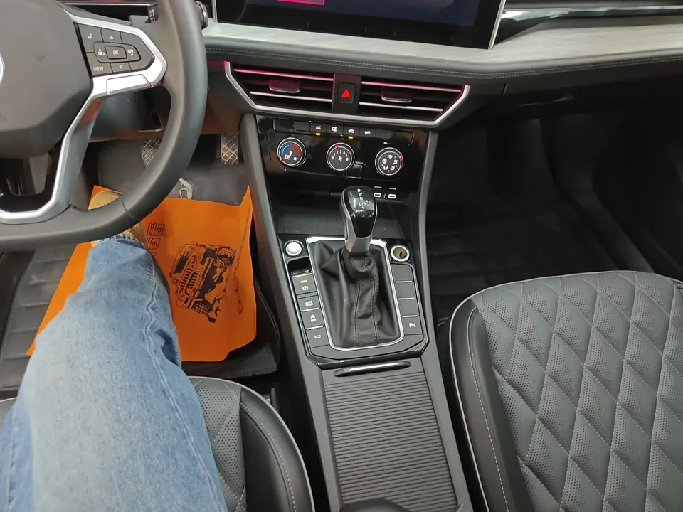 Volkswagen Sagitar Sagitar 2024 300TSI DSG Beyond Edition 2024 — миниатюра 4