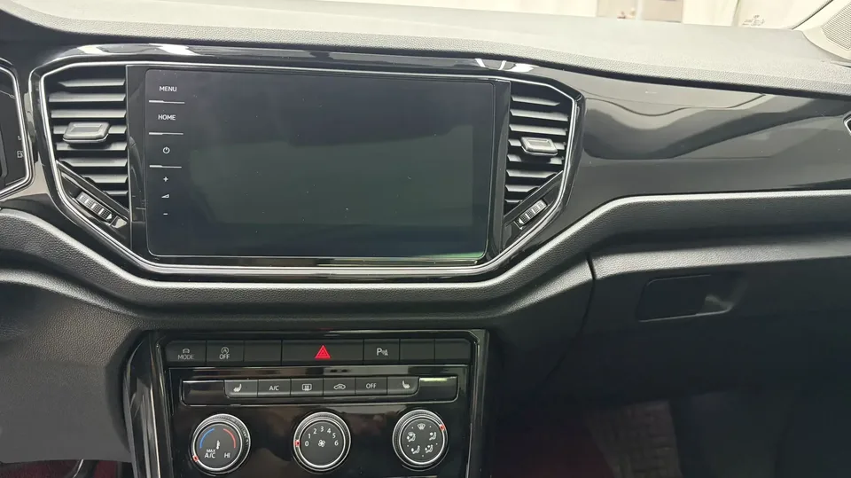 Volkswagen T-Roc TANG 2022 280TSI DSG 2WD Comfort PLUS 2022 — миниатюра 3