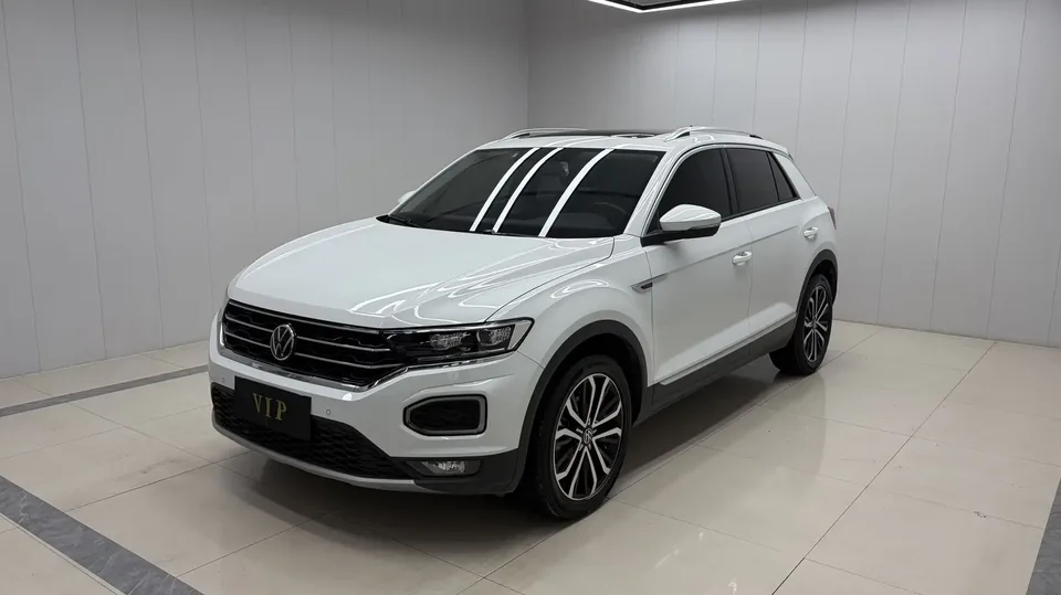 Volkswagen T-Roc TANG 2022 280TSI DSG 2WD Comfort PLUS 2022 — фото 1, купить с доставкой в Москву