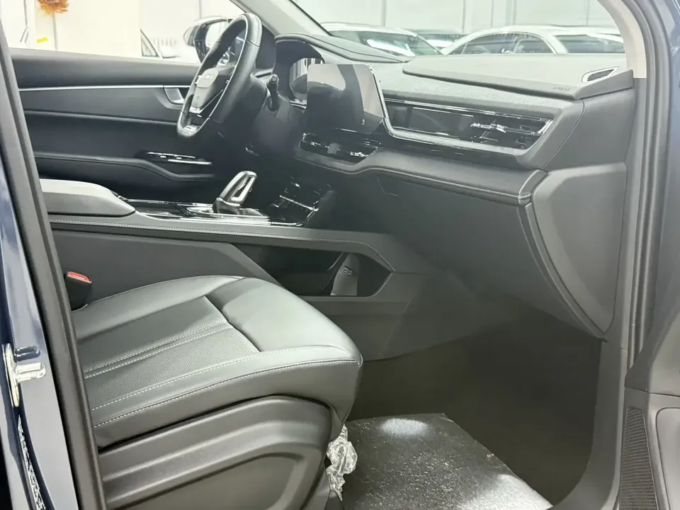 Wuling Capgemini Victory Capgemini Victory 2020 1.5T CVT flagship model 2022 — thumbnail 4