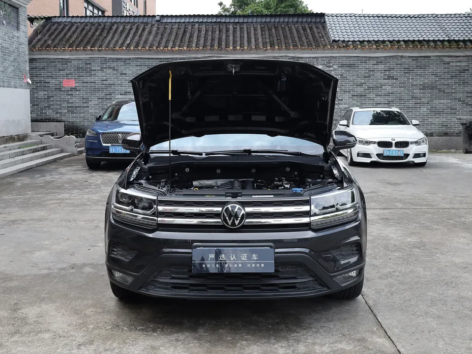 Volkswagen Tharu tuyue 2022 280TSI 2WD Deluxe Edition 2022 — thumbnail 3