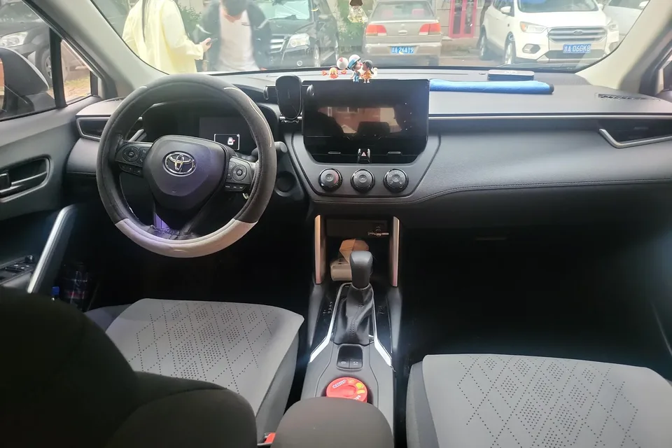 Toyota CorollaCross Corolla Sharp 2024 2.0L CVT Pioneer Edition 2024 — thumbnail 4