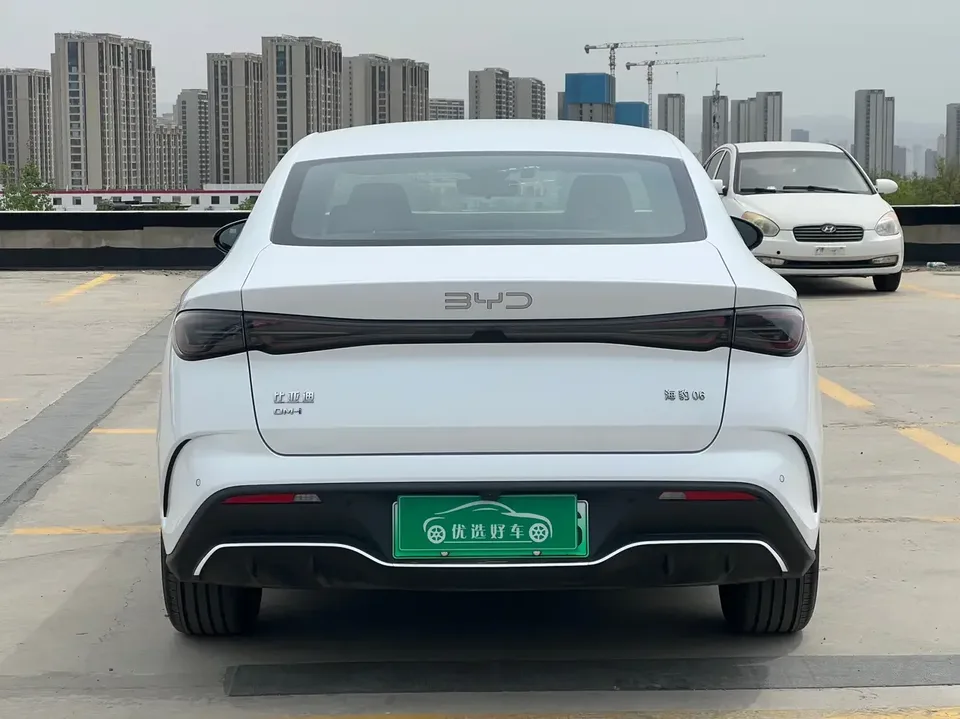 BYD Seal 06DM Seal 06DM 2024 DM-i 80KM Deluxe 2024 — thumbnail 2