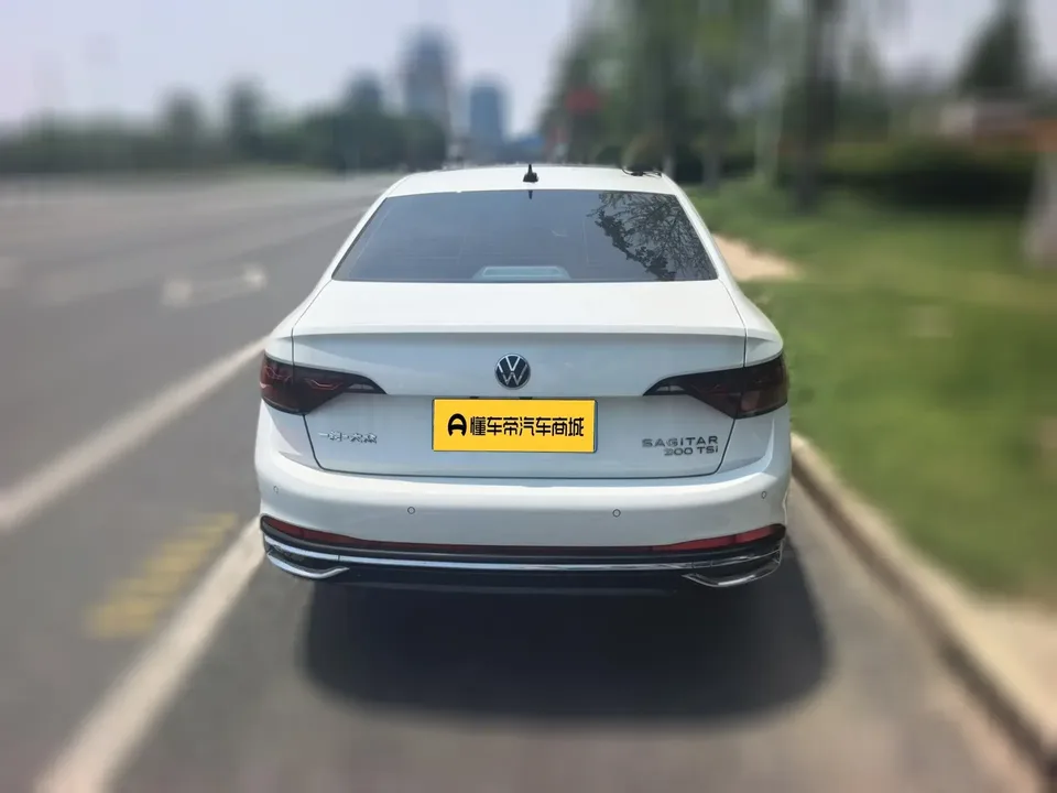 Volkswagen Sagitar Sagitar 2025 300TSI DSG Beyond Edition 2024 — миниатюра 2