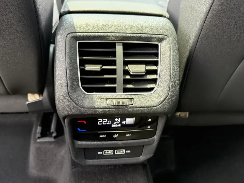 Volkswagen Tayron Tanyue 2022 280TSI 2WD Luxury Smart Edition 2022 — thumbnail 3