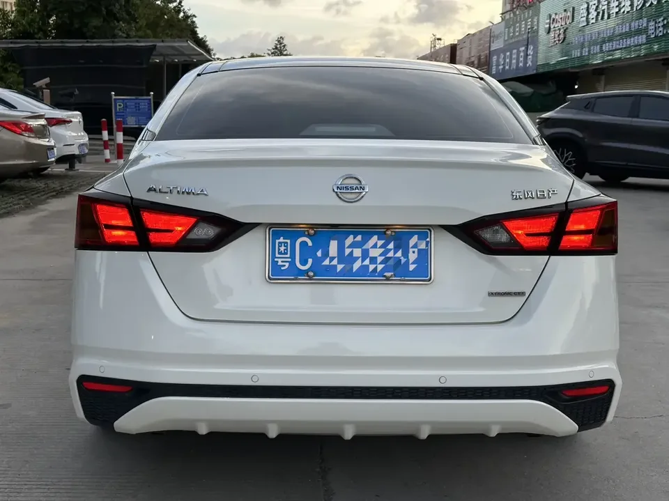 Nissan Altima Sound of nature 2021 2.0L XL Comfort Edition 2023 — thumbnail 2