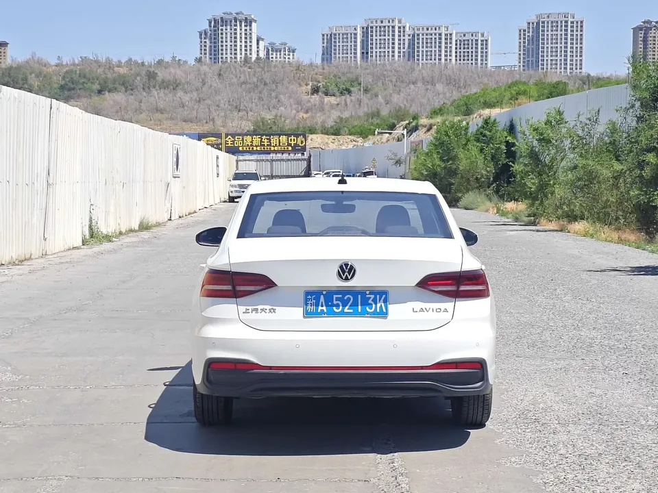 Volkswagen Lavida Lavida 2024 1.5L Automatic Deyi Edition 2024 — thumbnail 2