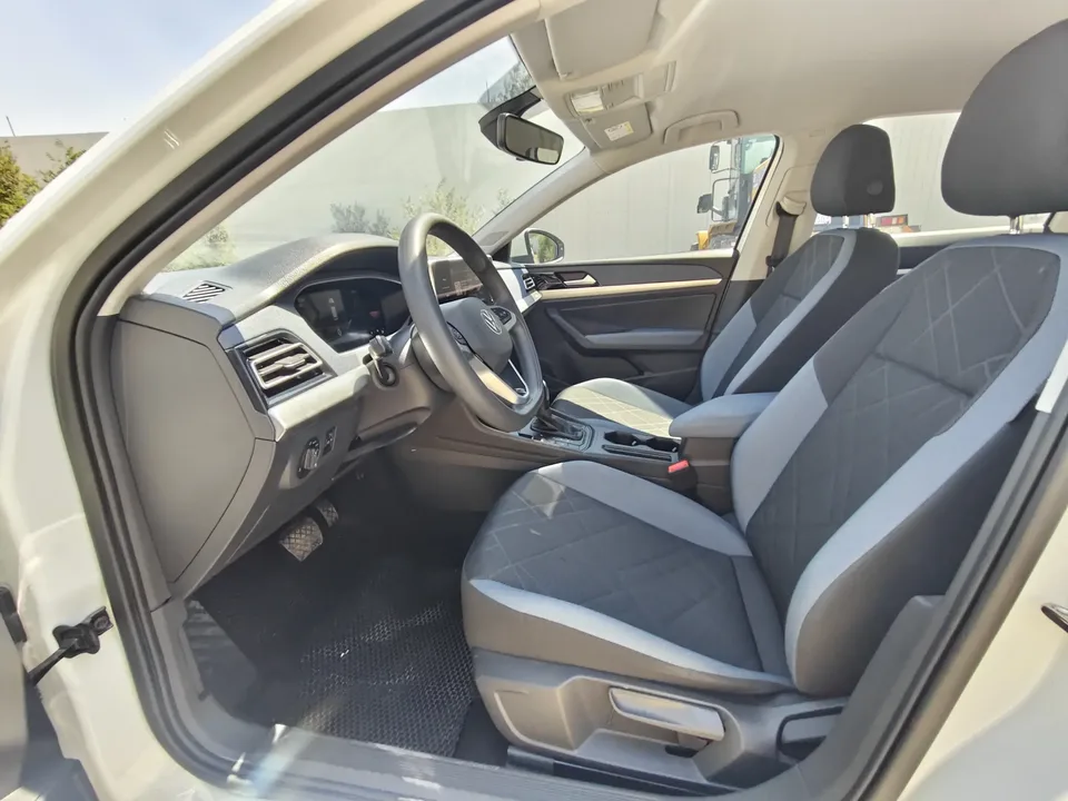 Volkswagen Lavida Lavida 2024 1.5L Automatic Deyi Edition 2024 — thumbnail 5