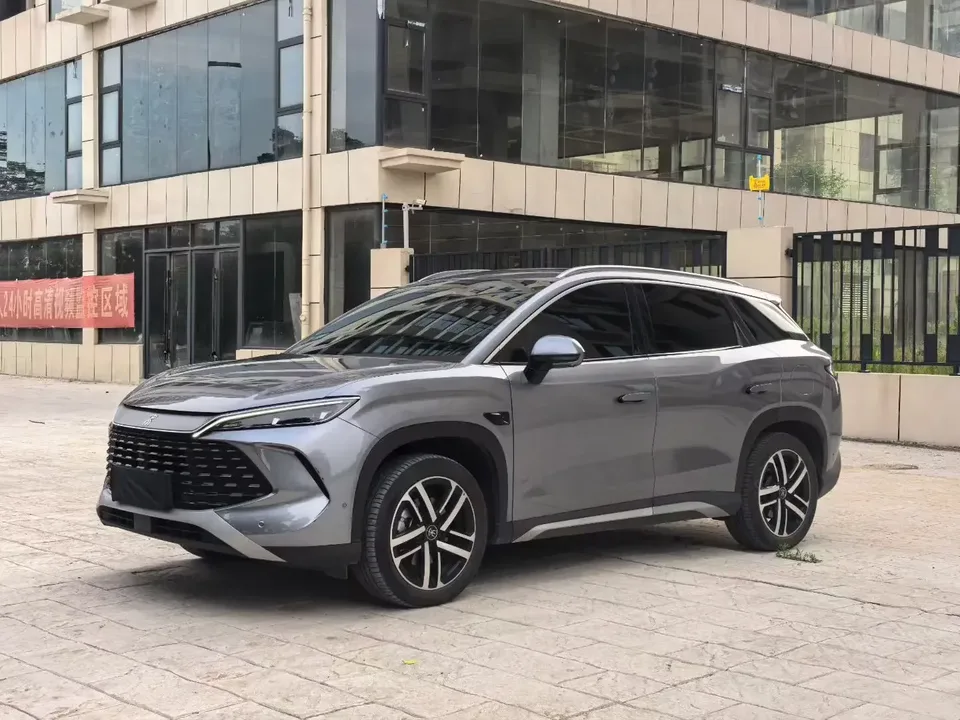 BYD Song L DM Song L DM 2025 DM-i 112KM Intelligent Driving Edition 2025 — photo 1, buy with delivery to Moscow