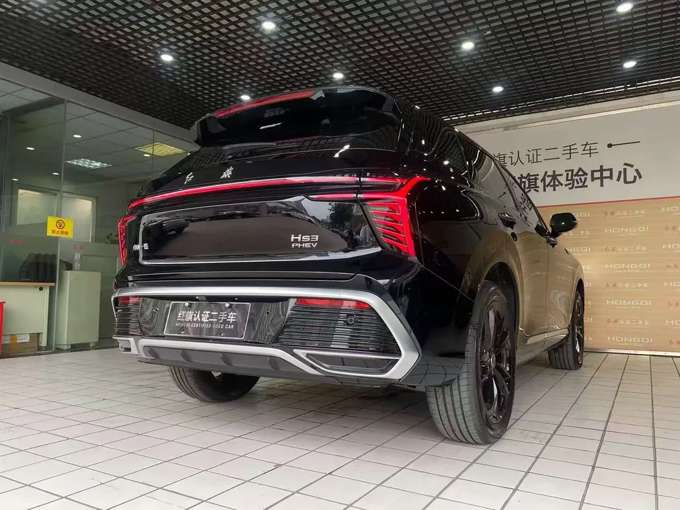 Hongqi HS3 PHEV Hongqi HS3 PHEV 2025 125km Jinwei PLUS 2 Millionth Commemorative Edition 2026 — thumbnail 2