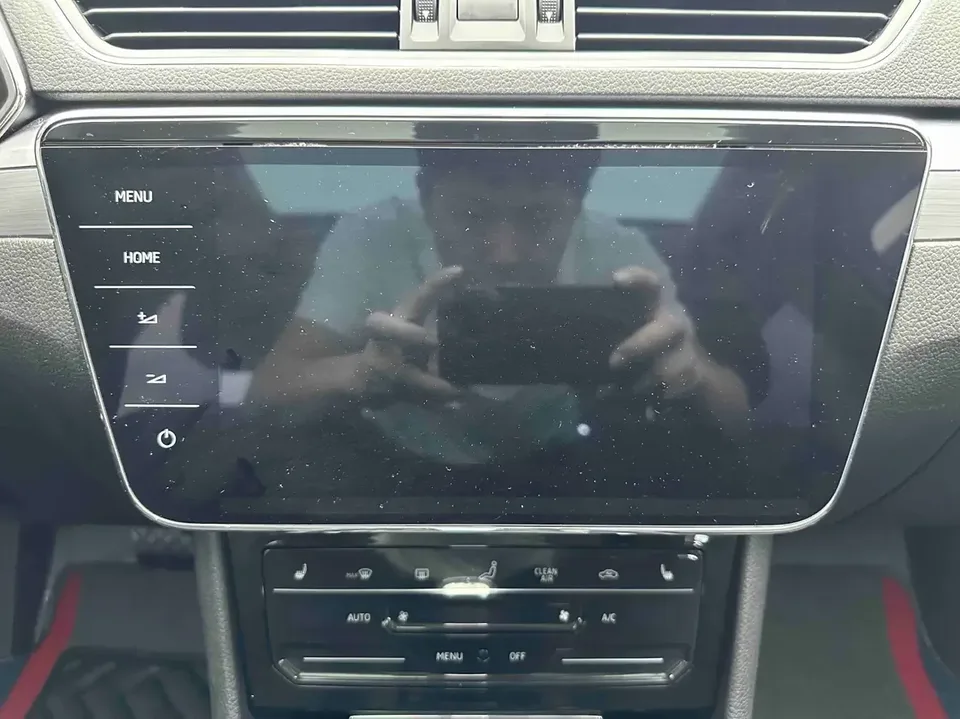 Skoda Superb Speedy 2022 TSI280 DSG Premium Edition 2022 — thumbnail 3