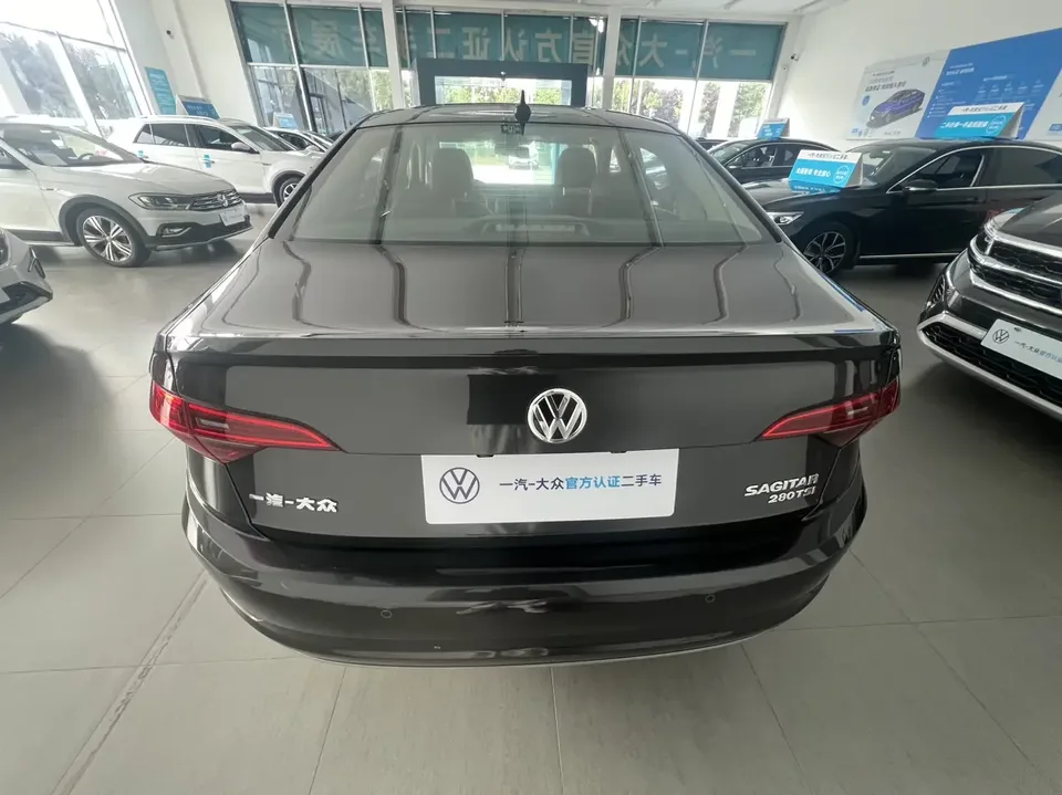 Volkswagen Sagitar Sagitar 2022 280TSI DSG Flying Edition 2022 — thumbnail 2