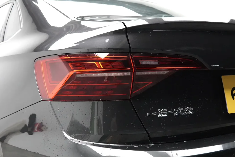 Volkswagen Sagitar Sagitar 2022 280TSI DSG Beyond Edition 2022 — миниатюра 4
