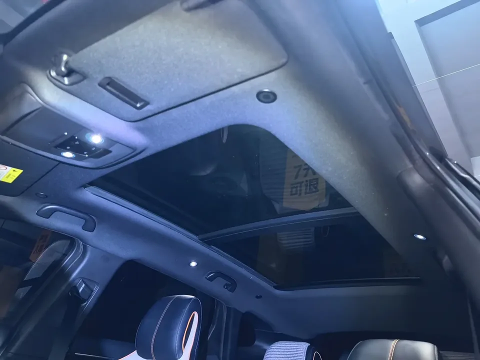 BYD Song PLUS DM Song PLUS DM 2021 DM-i 51KM 2WD Premium Edition 2022 — thumbnail 5