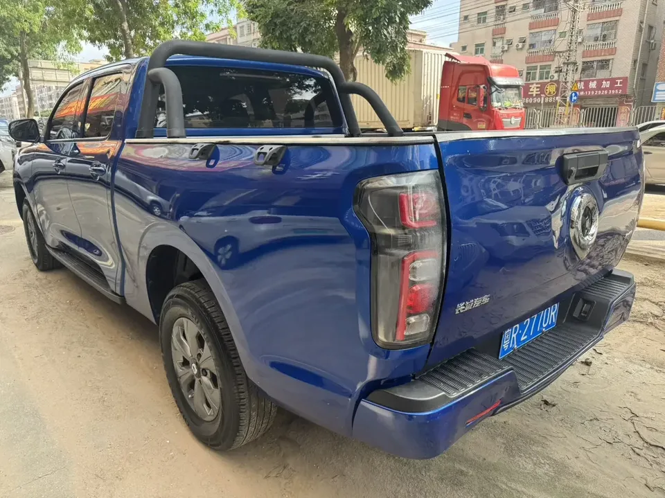 Great Wall Poer gun 2023 Commercial Version 2.0T Diesel Automatic Two-Wheel Drive Elite Model GW4D20M 2024 — thumbnail 4