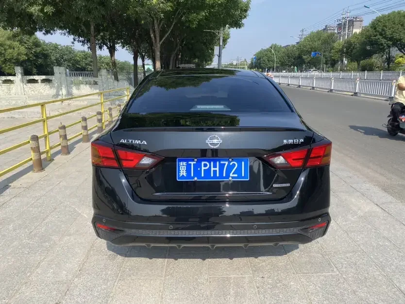 Nissan Altima Sound of nature 2020 Modified 2.0L XL Comfort Edition 2022 — thumbnail 2