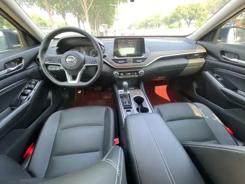 Nissan Altima Sound of nature 2020 Modified 2.0L XL Comfort Edition 2022 — thumbnail 5