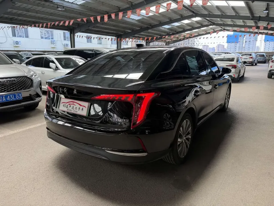 Hongqi E-QM5 Hongqi E-QM5 2022 Charging 431km LeXiang Edition 5-seater 2024 — миниатюра 2