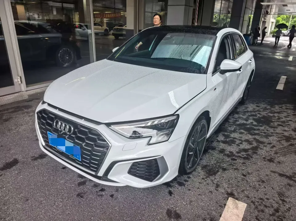 Audi A3 Audi A3 2024 Sportback 35 TFSI Stylish and sporty 2024 — photo 1, buy with delivery to Moscow