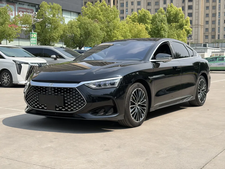 BYD Han DM Chinese DM 2022 DM-i 121KM Premium 2022 — photo 1, buy with delivery to Moscow
