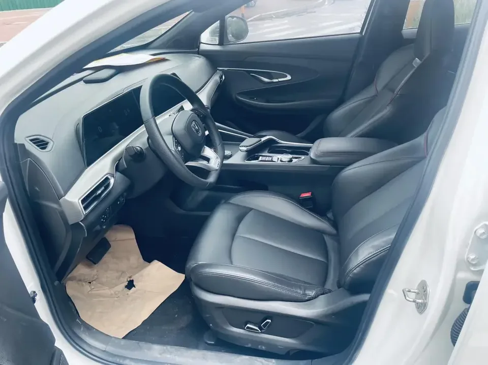 Changan UNI-T Changan UNI-T 2022 1.5T Flagship 2023 — thumbnail 3