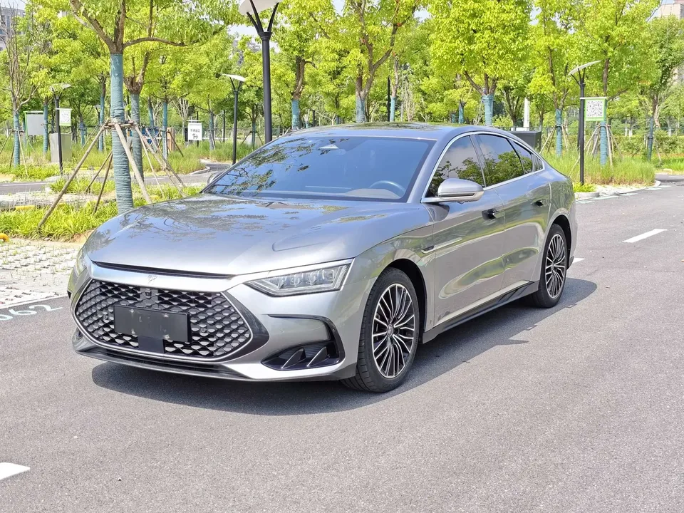 BYD Han DM Chinese DM 2022 DM-i 121KM Premium 2022 — photo 1, buy with delivery to Moscow