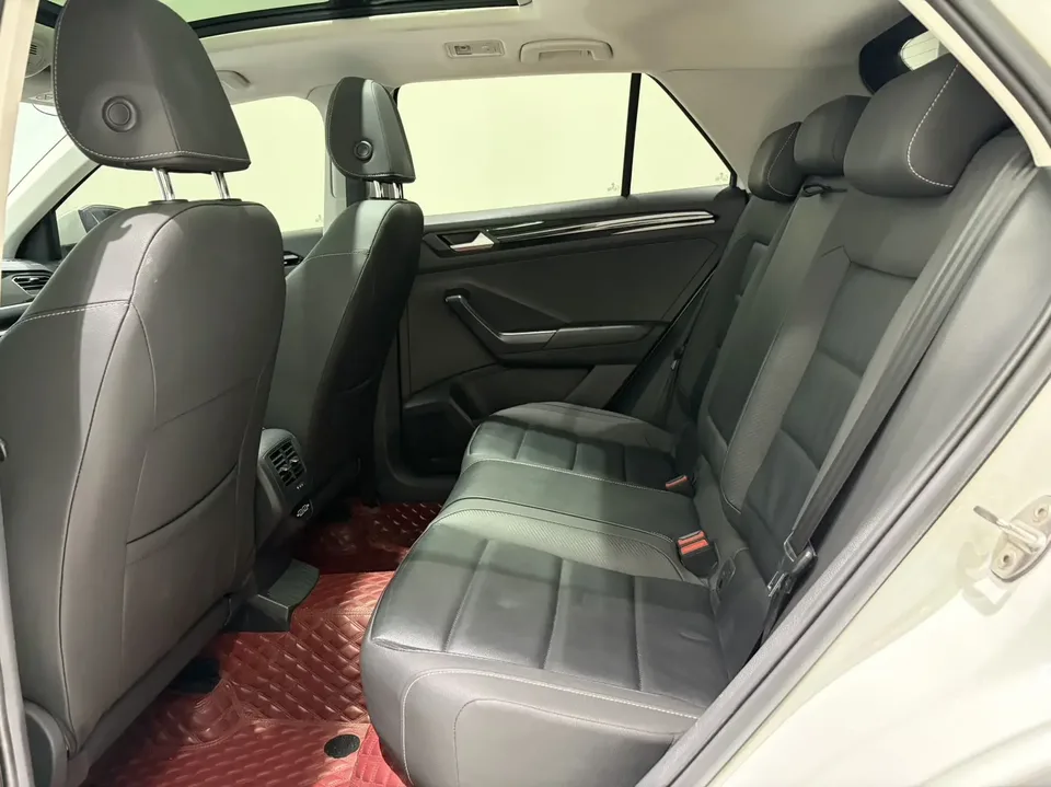 Volkswagen T-Roc TANG 2022 280TSI DSG 2WD Comfort PLUS 2022 — thumbnail 5