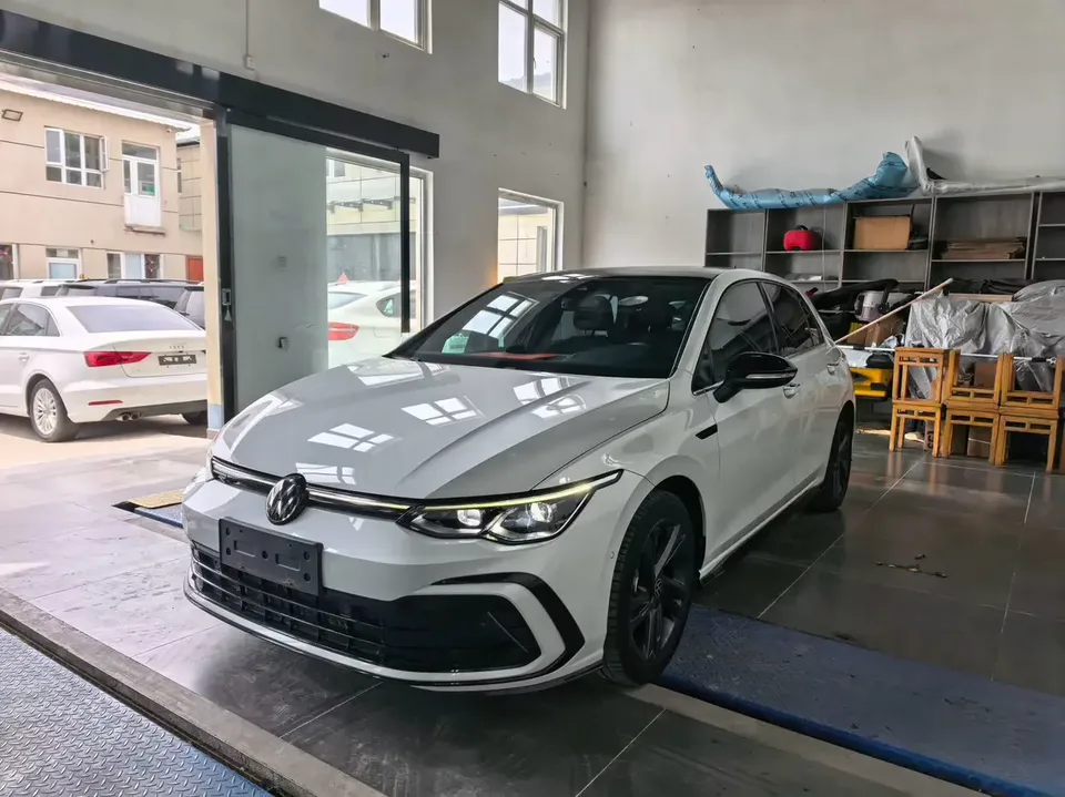 Volkswagen Golf golf 2021 280TSI DSG R-Line 2022 — photo 1, buy with delivery to Moscow