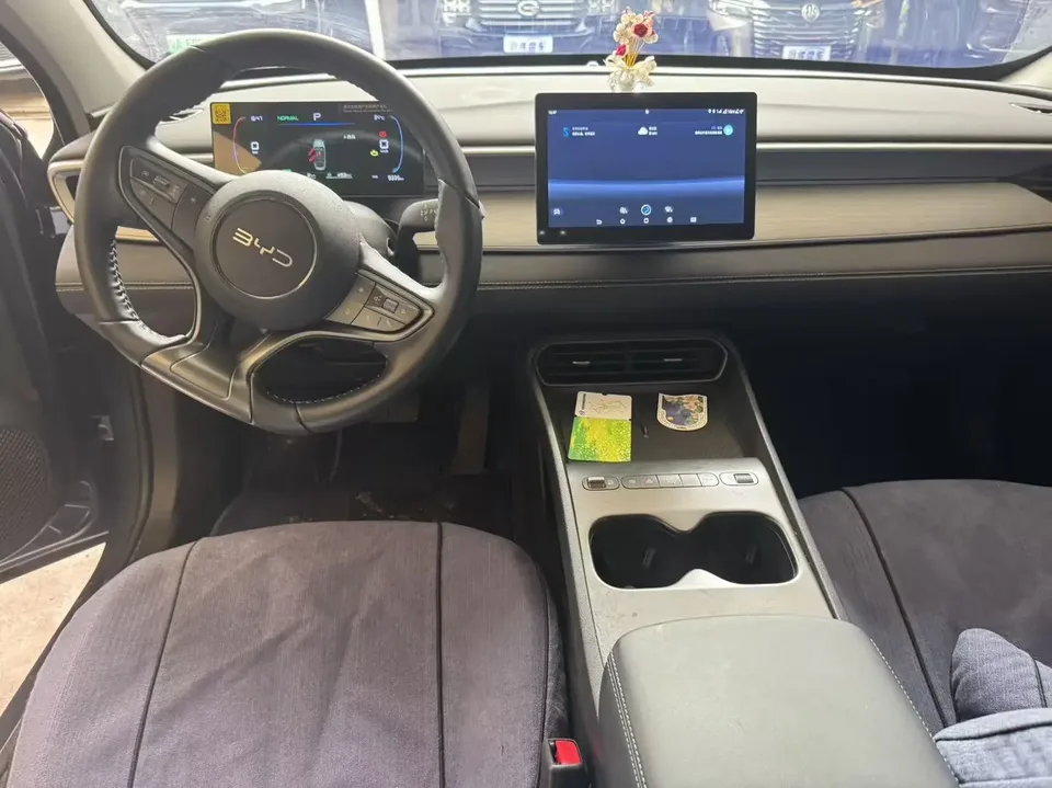 BYD Seal 05DM Seal 05DM 2026 DM-i 128KM Luxury 2025 — thumbnail 3