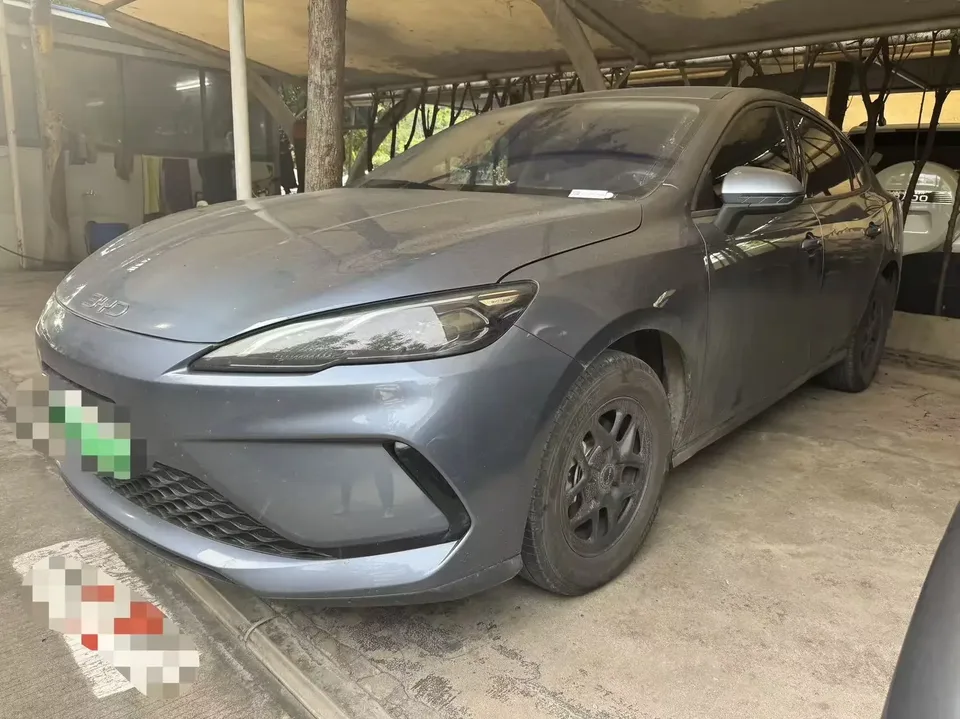 BYD Seal 05DM Seal 05DM 2026 DM-i 128KM Luxury 2025 — photo 1, buy with delivery to Moscow