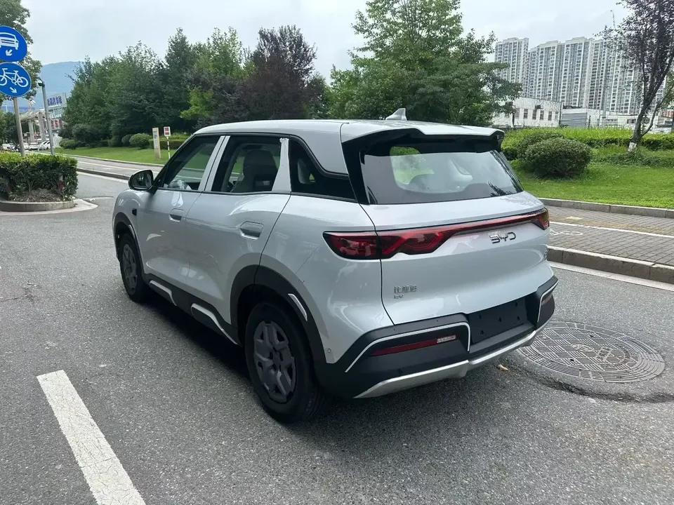 BYD Yuan Up Yuan UP 2025 Smart Driving Edition 401KM Vitality Edition 2026 — thumbnail 4