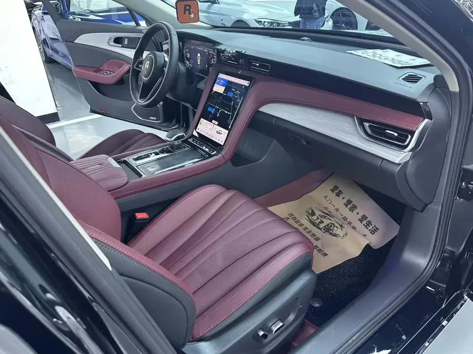 Hongqi H5 Hongqi H5 2025 1.5T DCT Flagship Edition 2025 — миниатюра 4
