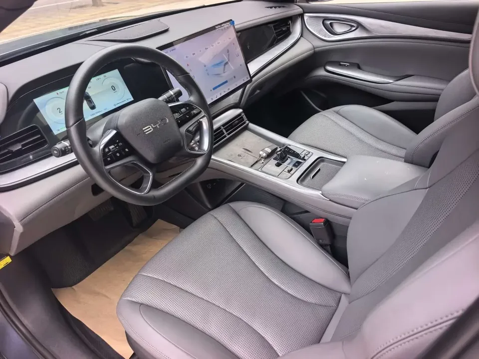 BYD Seal DM Seal DM 2024 Honor Edition DM-i 1.5L 121KM Luxury Model 2024 — thumbnail 4