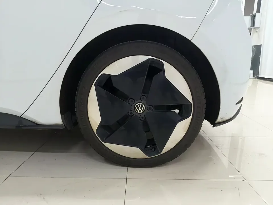 Volkswagen ID.3 Volkswagen ID.3 2023 Upgraded Pure Smart Edition 2023 — thumbnail 3