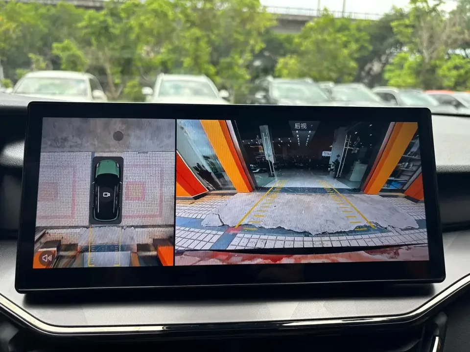 Lynk & Co 06 Lynk & Co 06 2023 Remix 1.5T Hero 2024 — thumbnail 3