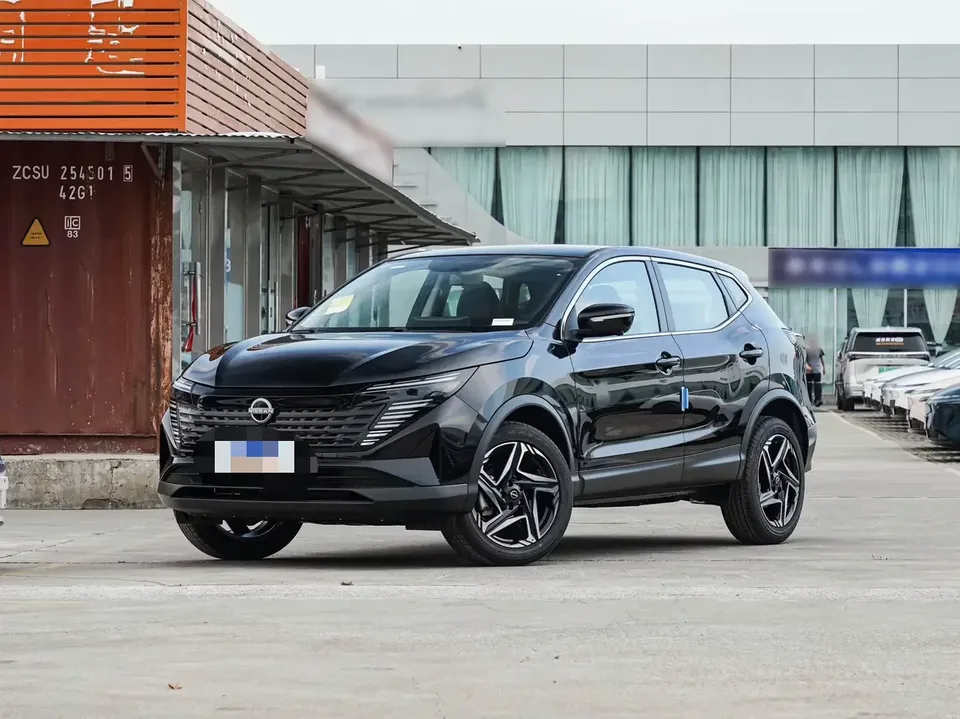 Nissan Qashqai Qashqai 2025 Redesigned Honor 2.0L CVT XV+ Leading Edition 2025 — photo 1, buy with delivery to Moscow