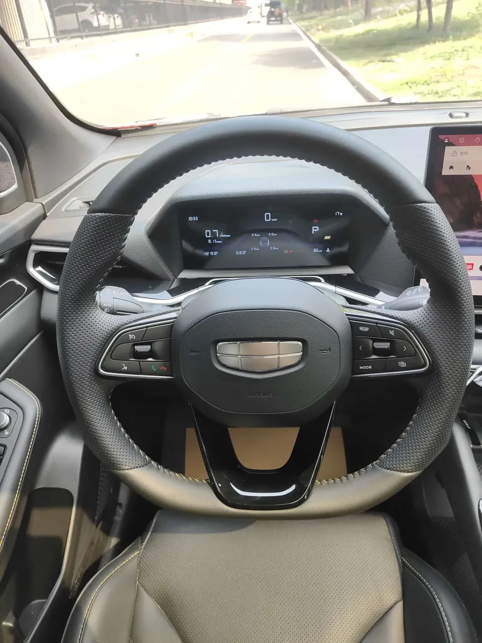 Geely Coolray SX11 Binyue 2025 Binyue L 1.5TD DCT Star Diamond Edition 2025 — thumbnail 3