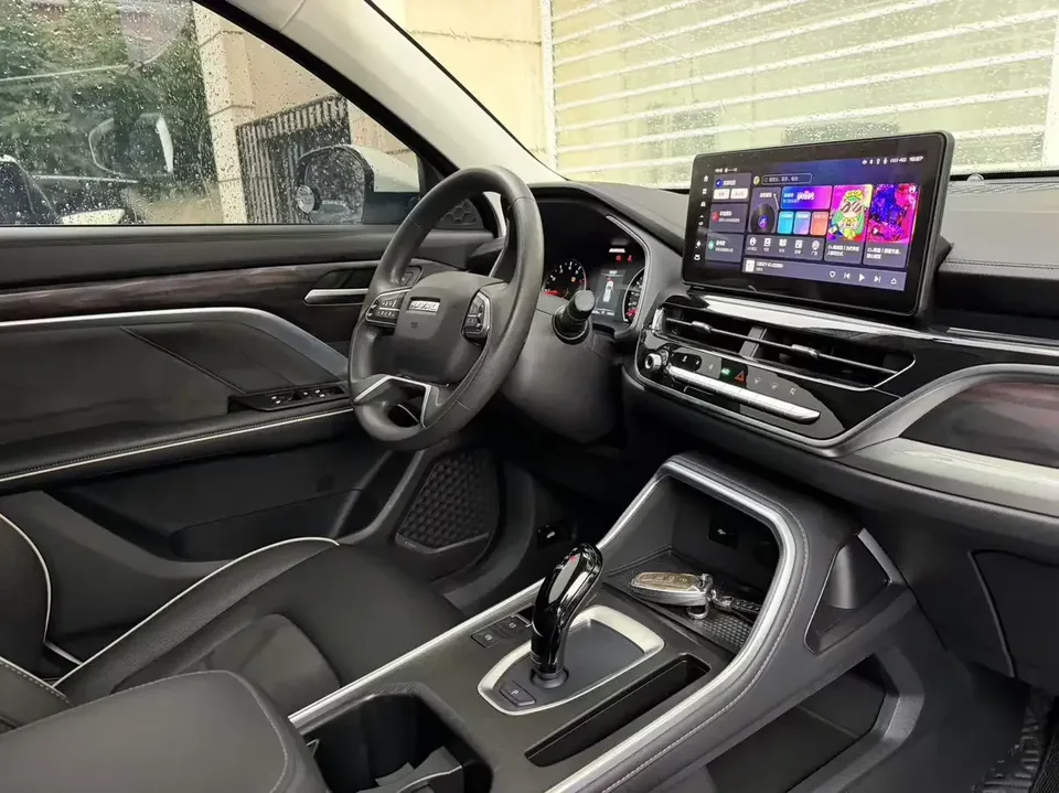 Haval H6 Haval H6 2023 National Trend Edition 1.5T Automatic City Edition 2023 — thumbnail 3
