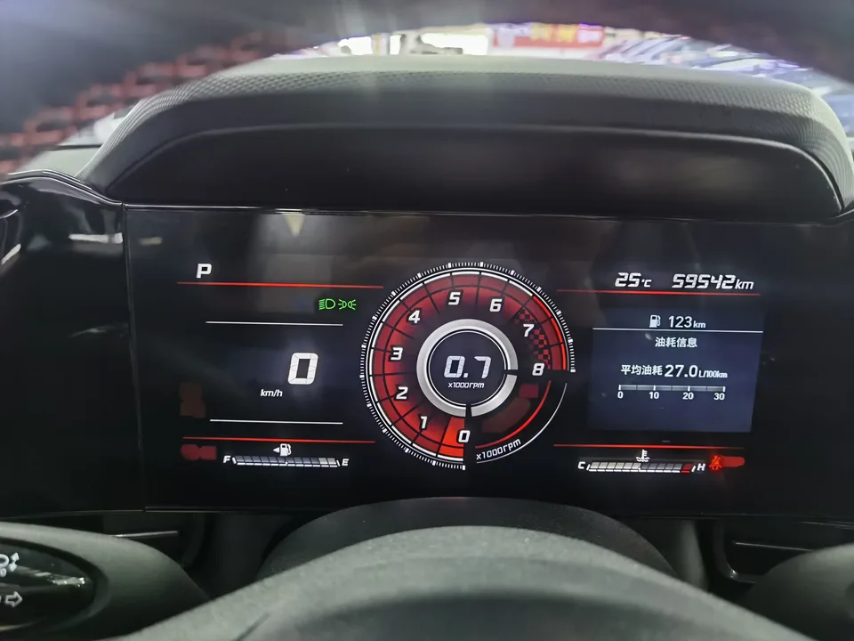 Hyundai Elantra Elantra 2022 240TGDi DCT LUX Premium Edition 2022 — thumbnail 3
