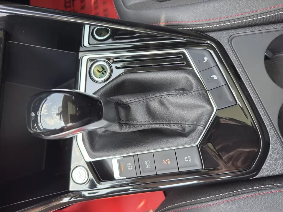 Volkswagen Tayron Tanyue 2022 280TSI 2WD Luxury Smart Edition 2022 — thumbnail 4