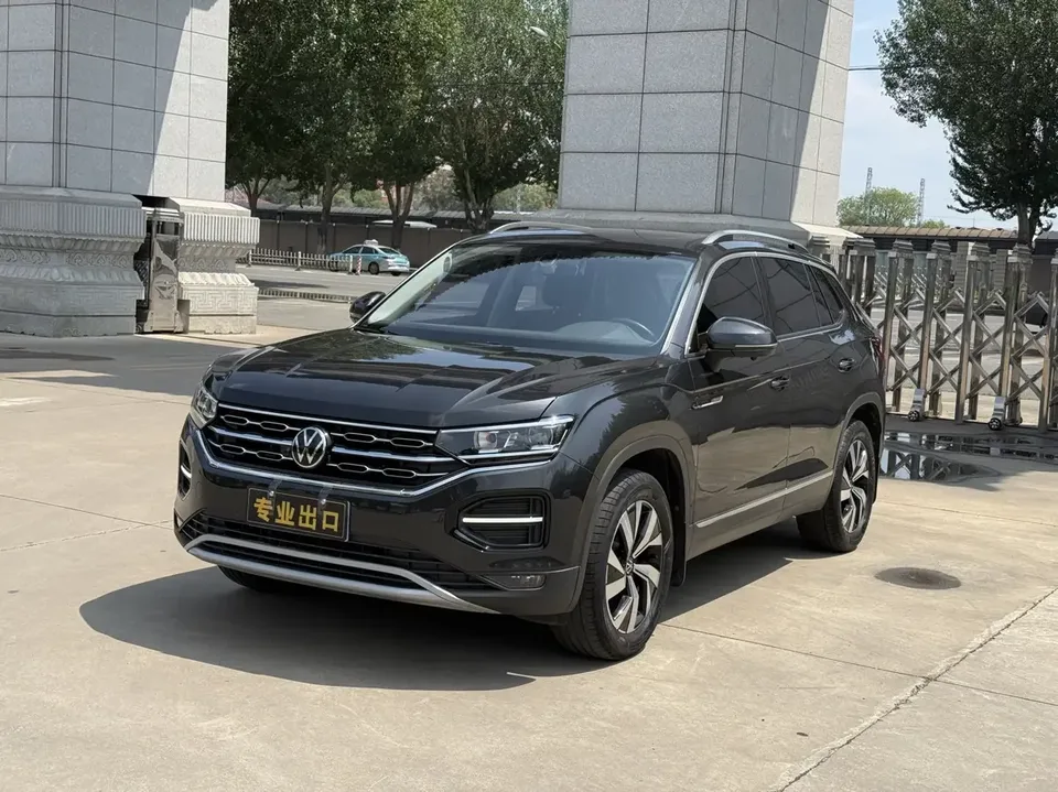 Volkswagen Tayron Tanyue 2022 280TSI 2WD Luxury Smart Edition 2022 — photo 1, buy with delivery to Moscow