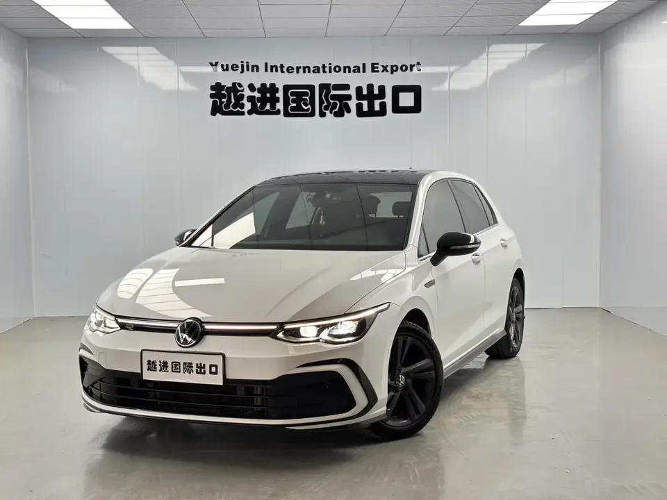 Volkswagen Golf golf 2023 280TSI DSG R-Line Lite 2022 — photo 1, buy with delivery to Moscow